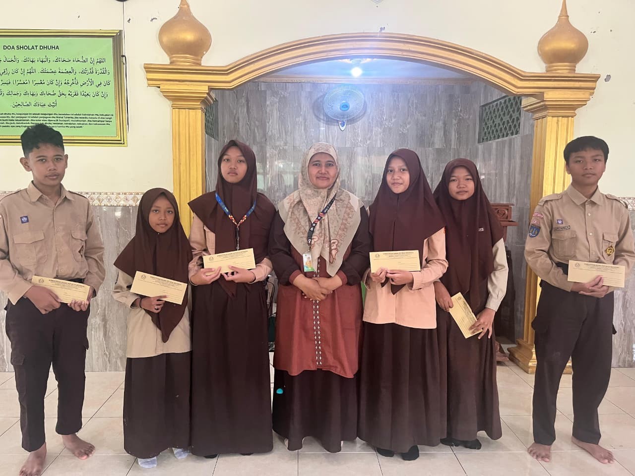 MTsN 9 Bantul Salurkan Zakat Fitrah dan Santunan bagi Siswa